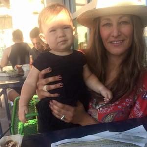 Meet your Posher, Sandra