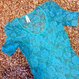 Beautiful Teal Lace Shirt 👚💕