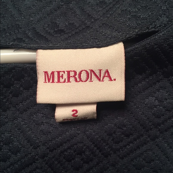 🚫SOLD IN BUNDLE🚫Gorgeous deep forest green dress - Picture 4 of 7