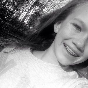 Meet your Posher, Brooke