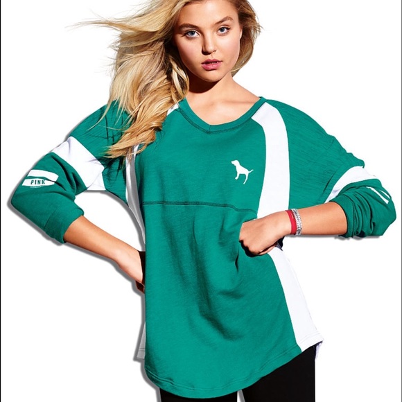 Trading! NWT Varsity Crew