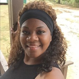 Meet your Posher, Shelia