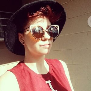 Meet your Posher, Kylie