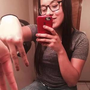 Meet your Posher, Ashley