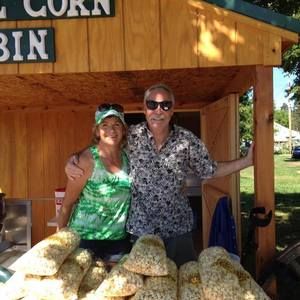 Meet your Posher, Elaine