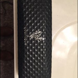 YOUNIQUE 3D FIBERLASH MASCARA