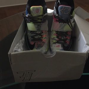 2015 KD Vll EP size 7 NIKE