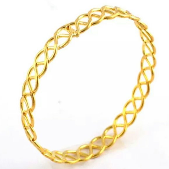 Golden bangle - Picture 3 of 3