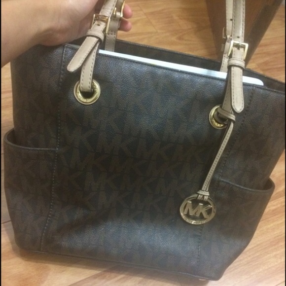 Michael Kors tote