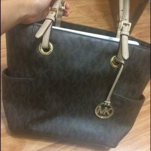 Michael Kors tote