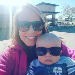 Meet your Posher, Lauren