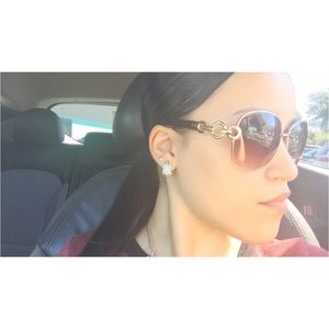 Meet your Posher, Dalila