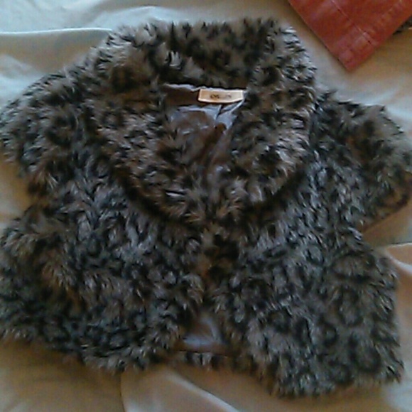 Vest - Picture 1 of 1