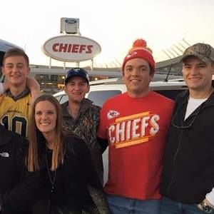 Meet your Posher, Aaron