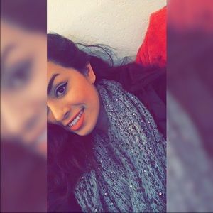 Meet your Posher, Yareyci