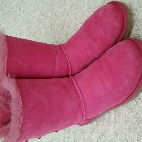 Womens Size 9 Pink Uggs