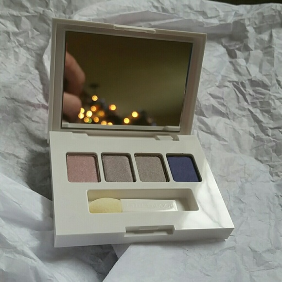 Brand new Estee Lauder Eye Shadows.