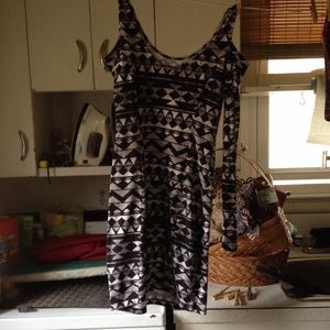 PAC SUN CUT OUT SHOULDERS GEOMETRIC BODY CON DRESS