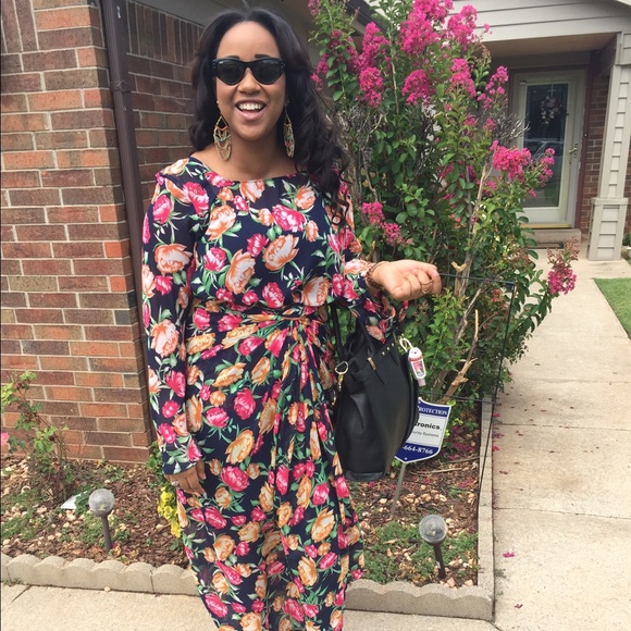 Meet Your Posher - Picture 4 of 4