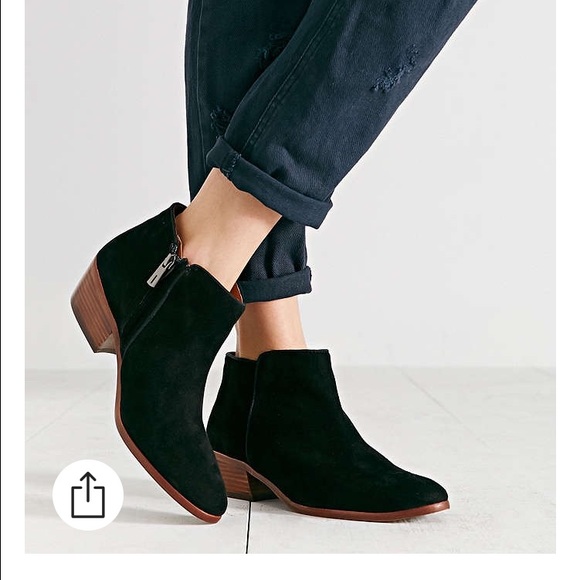 Sam Edelman black petty booties