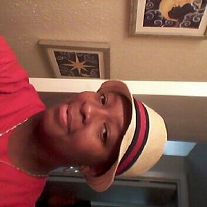 Meet your Posher, Latonia