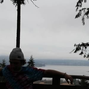 Meet your Posher, Julian