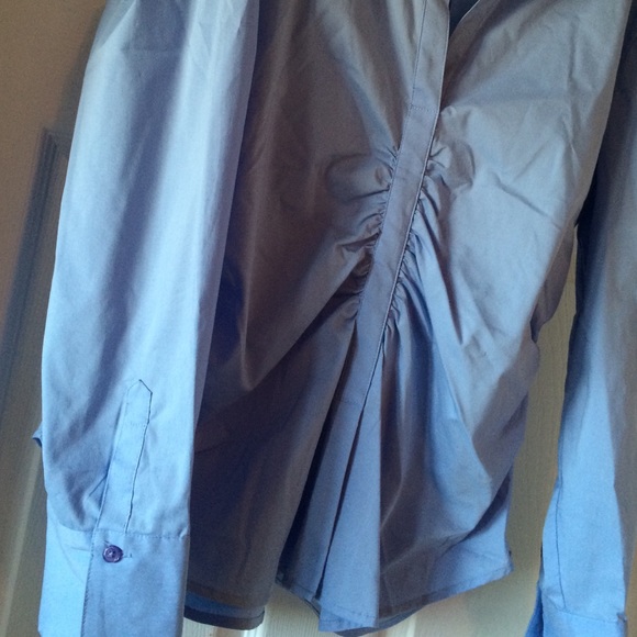 Light blue button down - Picture 3 of 4