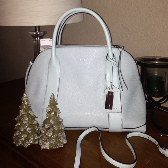 BRAND NEW COACH PURSE. Never used baby blue