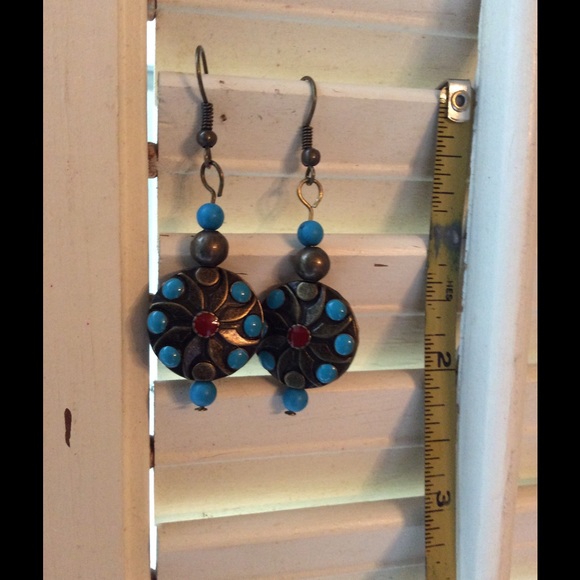 BOGO SALE 🔵 Bronze & Torquise Earrings - Picture 4 of 4