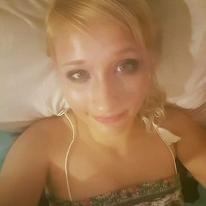 Meet your Posher, Kira