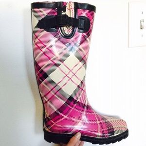 Plaid rain boots