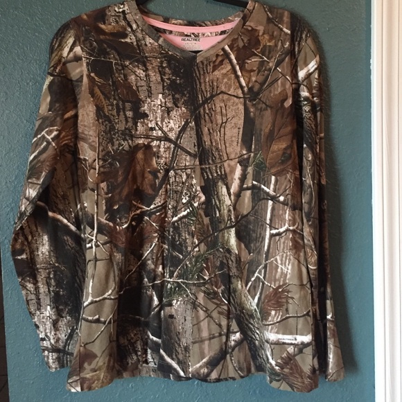 Realtree Camo Longsleeve top