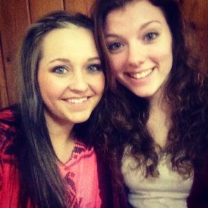 Meet your Posher, Cassandra