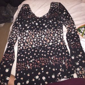 Really cute low back and front long sleeve!