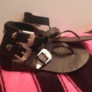 Black sandals w/silver buckles