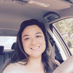 Meet your Posher, Julie