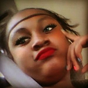 Meet your Posher, Shashona