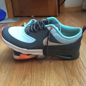 Nike air max thea!