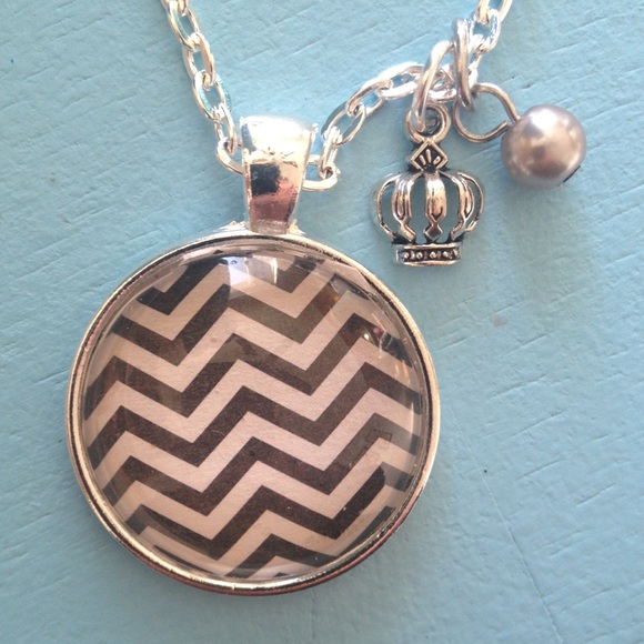 Chevron necklace