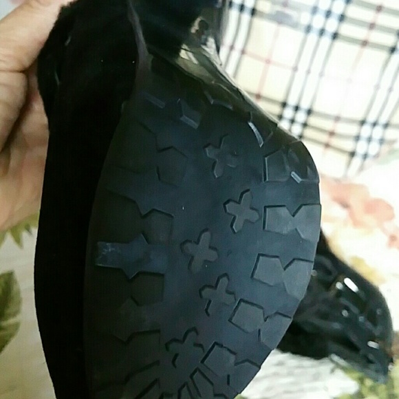 Booties - Picture 3 of 4