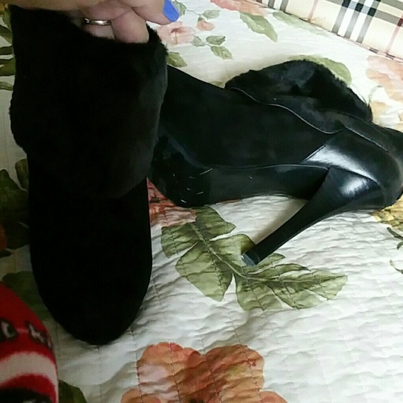 Booties - Picture 4 of 4