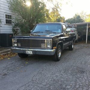 Meet your Posher, Ulises