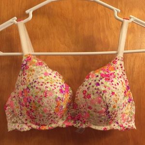 Victoria's Secret bra