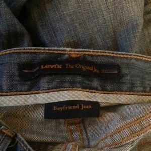 Size 8 Levi's Boyfriend Jeans
