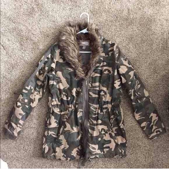 Forever 21 Jackets & Blazers - NWT Forever21 Camouflage Coat