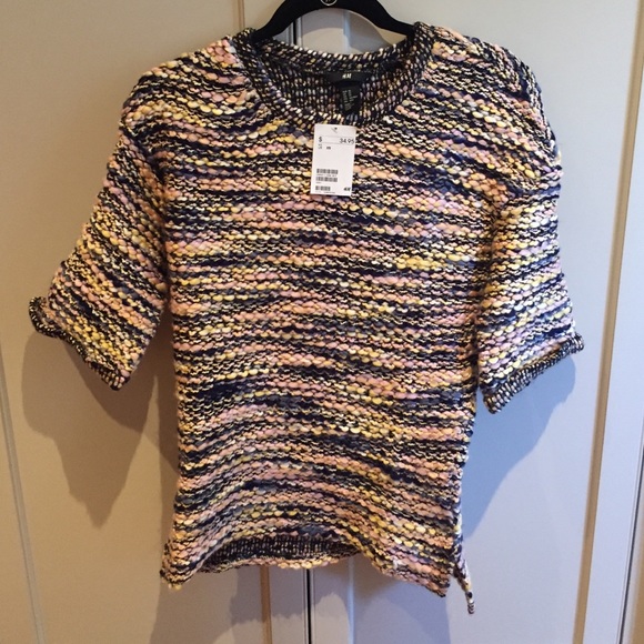 H&M knit short sleeve sweater