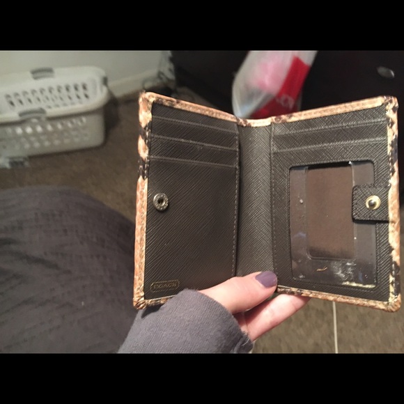 Coach wallet - Picture 3 of 3