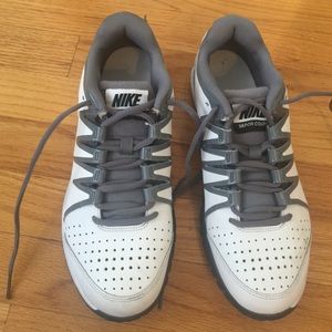 Nike Vapor Court Sneakers