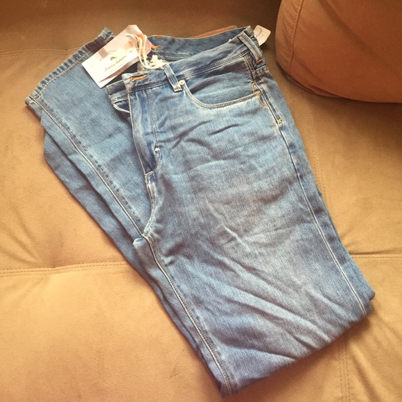 New with tags Tommy Bahama jeans! Size 34x34