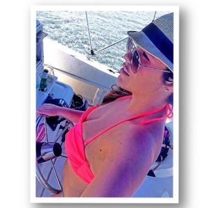 Meet your Posher, Miri